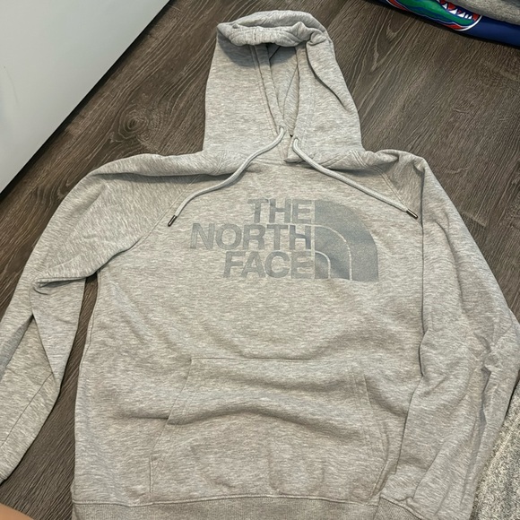 The North Face Women’s Hoodies - Picture 1 of 2